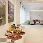 Hilton Garden