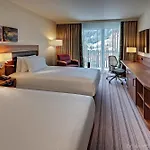 Hilton Garden Hotel 4*