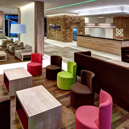 Hilton Garden 호텔