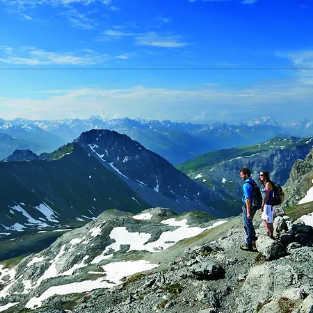 Hilton Garden Hotell 4*