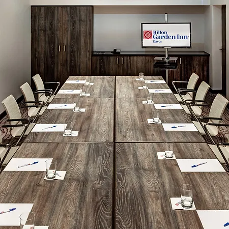 Hilton Garden Hotell 4*