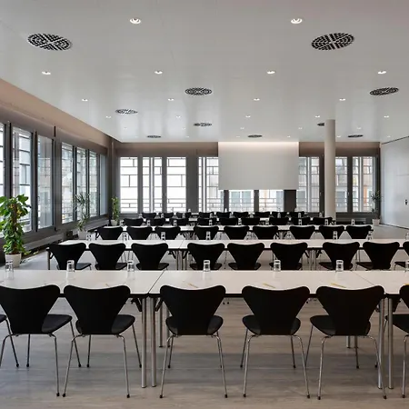 Hilton Garden Hotel