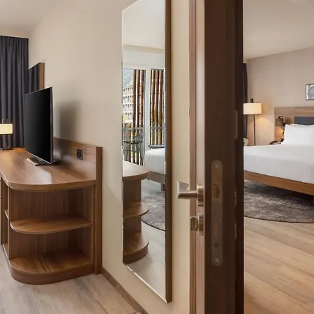 Hotel Hilton Garden 4*