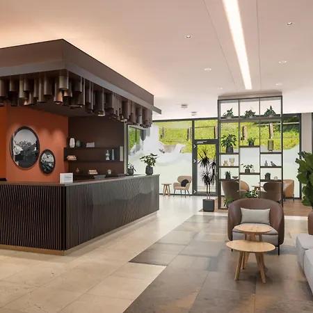 Hilton Garden 4*