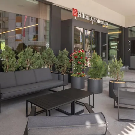 Hilton Garden