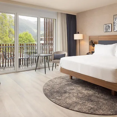 Hilton Garden Hotel 4*