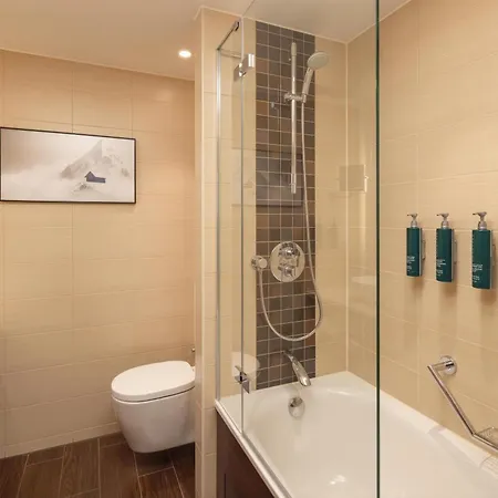 Hilton Garden 4*