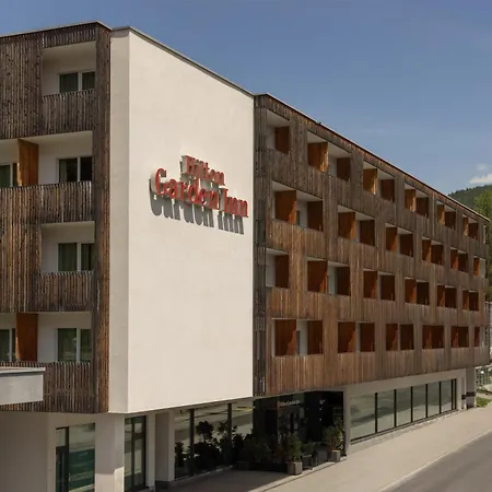Hilton Garden Hotel 4*