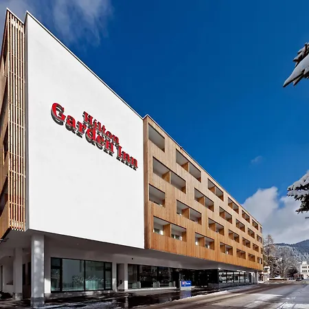 Hilton Garden 4*